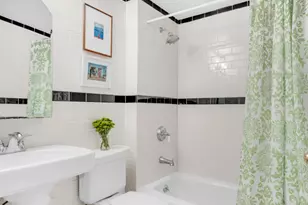 22 Irving Pl, New York, NY 10003 - Photo 5