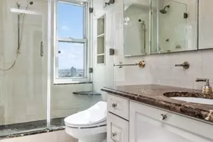 303 E 57th St, New York City, NY 10022 - Photo 11