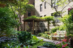 424 E 52nd St, New York City, NY 10022 - Photo 15