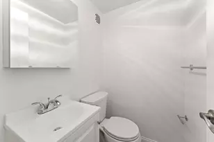 4705 Henry Hudson Pkwy W, Bronx, NY 10471 - Photo 11