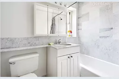 159 W 53rd Street #31-A, New York City, NY 10019 - Photo 5