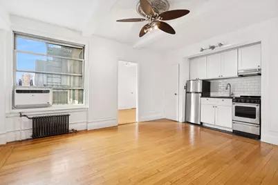 325 W 45th Street #820, New York City, NY 10036 - Photo 1