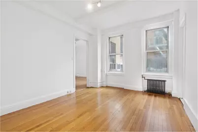 325 W 45th Street #820, New York City, NY 10036 - Photo 7