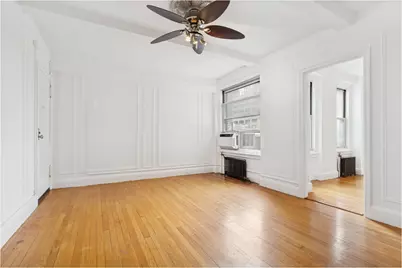 325 W 45th Street #820, New York City, NY 10036 - Photo 5
