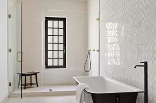 25 E 94th St, New York, NY 10128 - Photo 9