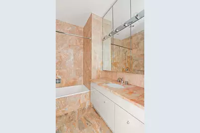 200 E 65th Street #30E, New York City, NY 10065 - Photo 11