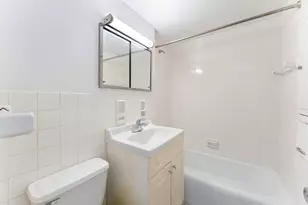 4705 Henry Hudson Pkwy W, New York City, NY 10471 - Photo 13