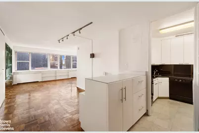 300 E 40th Street #6E, New York City, NY 10016 - Photo 7