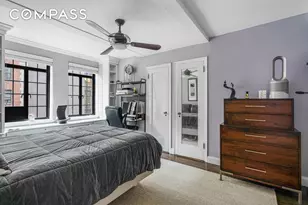 321 E 43rd St, New York, NY 10017 - Photo 7