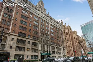 321 E 43rd St, New York, NY 10017 - Photo 15