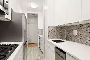 58 W 58th St, New York, NY 10019 - Photo 3