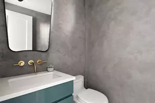 334 W 19th St, New York City, NY 10011 - Photo 19