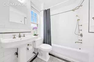 299 W 12th St, New York City, NY 10014 - Photo 7