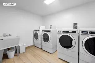 30-82 Crescent St, New York City, NY 11102 - Photo 11