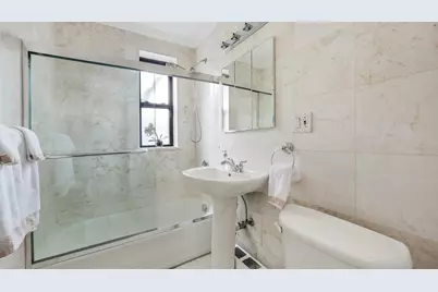 60 E 9th Street #642, New York City, NY 10003 - Photo 7