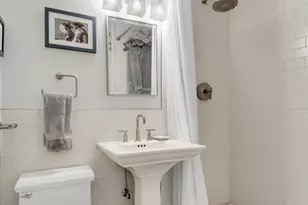 160 E 91st St, New York, NY 10128 - Photo 3