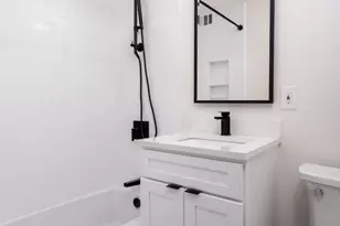 301 E 69th St, New York, NY 10021 - Photo 7