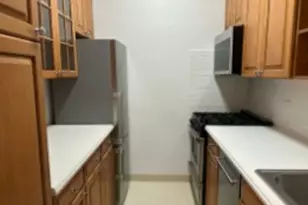 442 W 57th St, New York City, NY 10019 - Photo 1