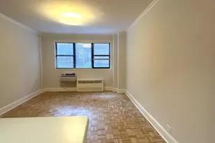 442 W 57th St, New York City, NY 10019 - Photo 9