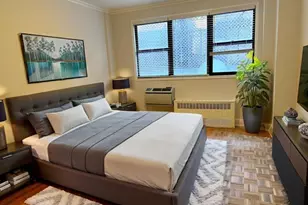 442 W 57th St, New York City, NY 10019 - Photo 3