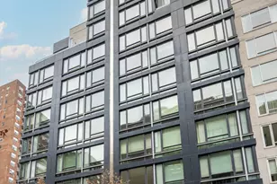 261 W 28th St, New York, NY 10001 - Photo 11