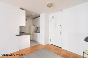 77 W 55th St, New York City, NY 10019 - Photo 7