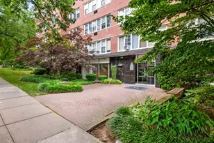 87-15 165th St, Jamaica, NY 11432 - Photo 11