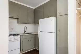 87-15 165th St, New York City, NY 11432 - Photo 7