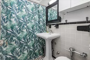 34-20 78th St, New York City, NY 11372 - Photo 5