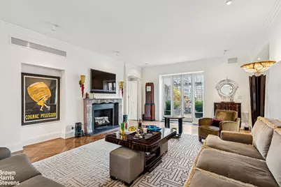 535 Park Avenue #PH, New York, NY 10065 - Photo 1