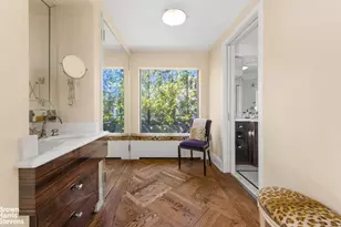 535 Park Ave, New York City, NY 10065 - Photo 15