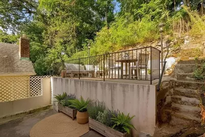 5461 Sylvan Avenue, New York City, NY 10471 - Photo 9