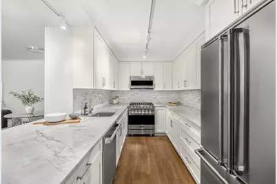 625 Main Street #635, New York City, NY 10044 - Photo 3