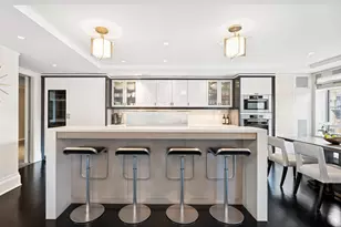 21 E 61st St, New York City, NY 10065 - Photo 9