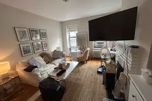 161 W 10th St, New York City, NY 10014 - Photo 9