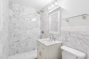 625 Main St, New York City, NY 10044 - Photo 7