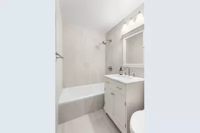 625 Main Street #931, New York City, NY 10044 - Photo 5