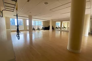 322 W 57th St, New York City, NY 10019 - Photo 17