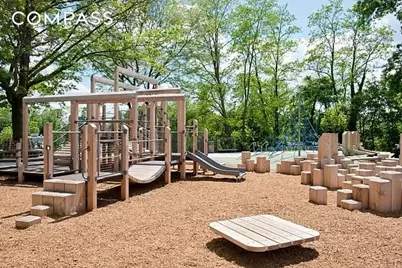 5700 Arlington Avenue #7G, New York City, NY 10471 - Photo 11