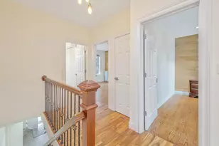 23-55 36th St, New York City, NY 11105 - Photo 13