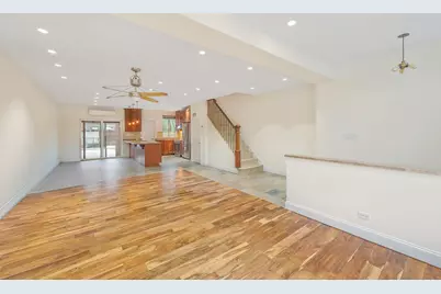 23-55 36th Street, New York City, NY 11105 - Photo 3