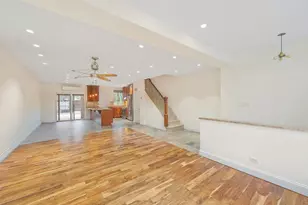 23-55 36th St, New York City, NY 11105 - Photo 3