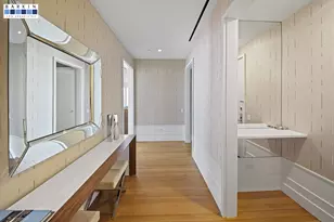 252 E 57th St, New York City, NY 10022 - Photo 9