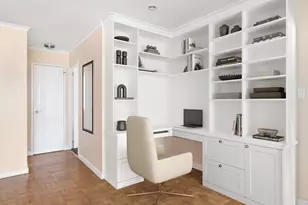 233 E 69th St, New York City, NY 10021 - Photo 5