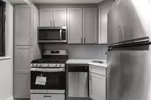 61-15 98th St, Rego Park, NY 11374 - Photo 3