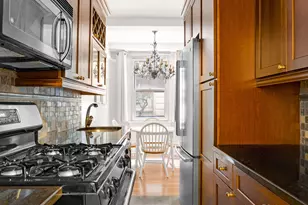 155 E 49th St, New York City, NY 10017 - Photo 3