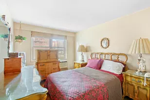 2932 W 5th St, New York City, NY 11224 - Photo 7