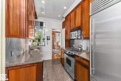 444 E 52nd Street #PENTHOUSE, New York City, NY 10022 - Photo 13