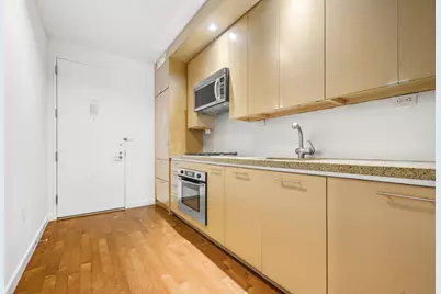 1600 Broadway #19F, New York, NY 10019 - Photo 7