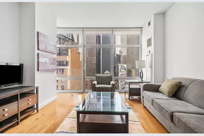1600 Broadway #19F, New York, NY 10019 - Photo 3